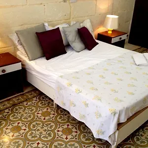 Affittacamere Lh (adults Only), Sliema